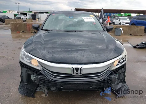 2016 Honda Accord Lx z USA, uszkodzony, nr VIN 1HGCR2F4XGA087694